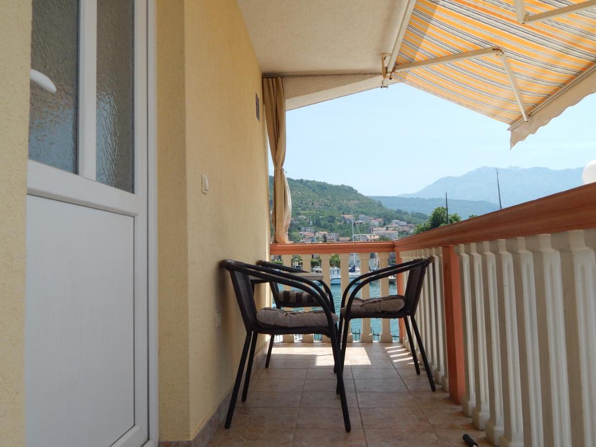 Apartmani Sindik Tivat Zewnętrze zdjęcie