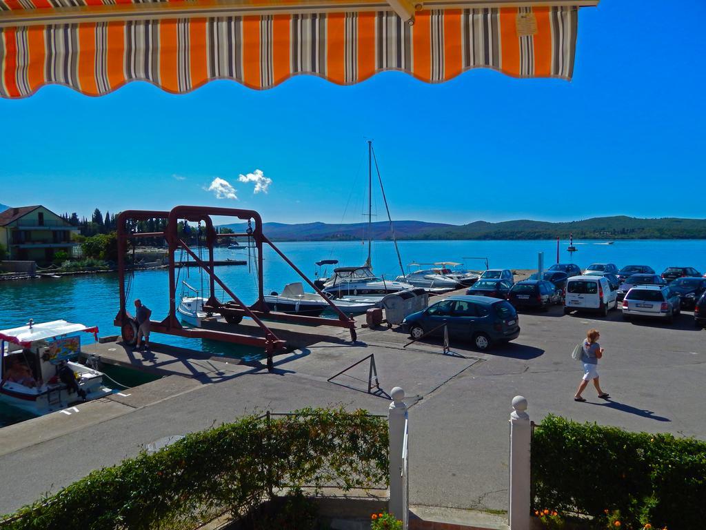 Apartmani Sindik Tivat Zewnętrze zdjęcie